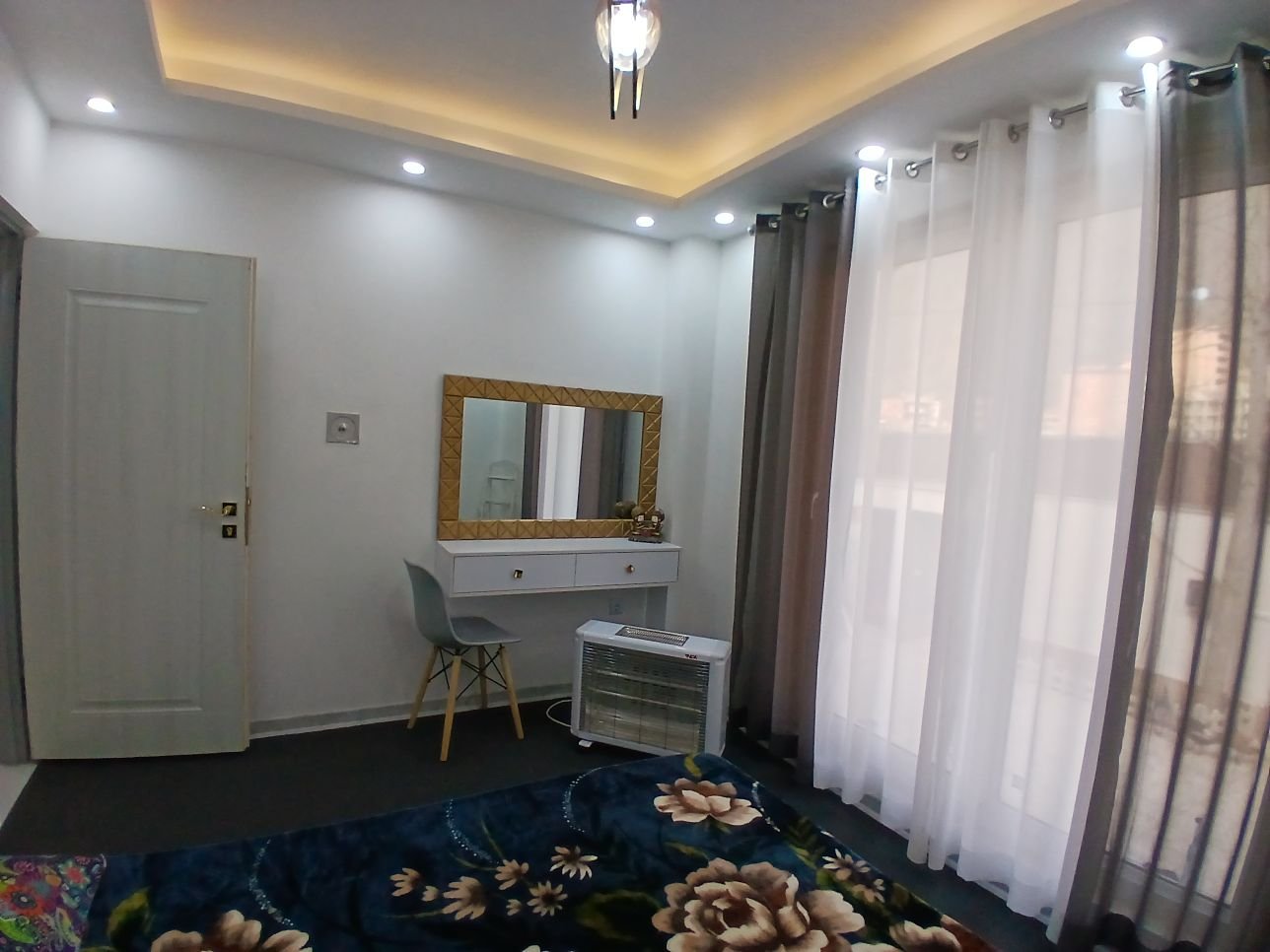 دوخوابه آبشار 8 زیارت