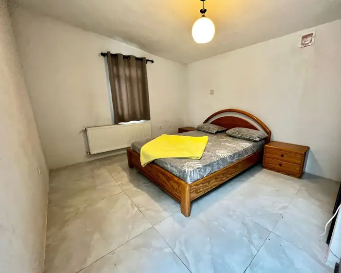 ویلا دوخوابه استخردار آب گرم باغ رویال ۱ - اتاق مستر ویلا