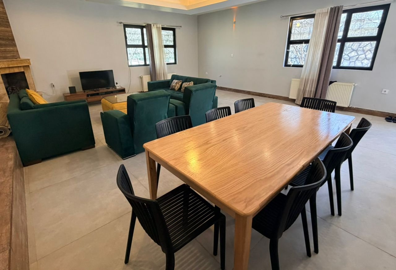 ویلا دوخوابه استخردار آب گرم باغ رویال ۱