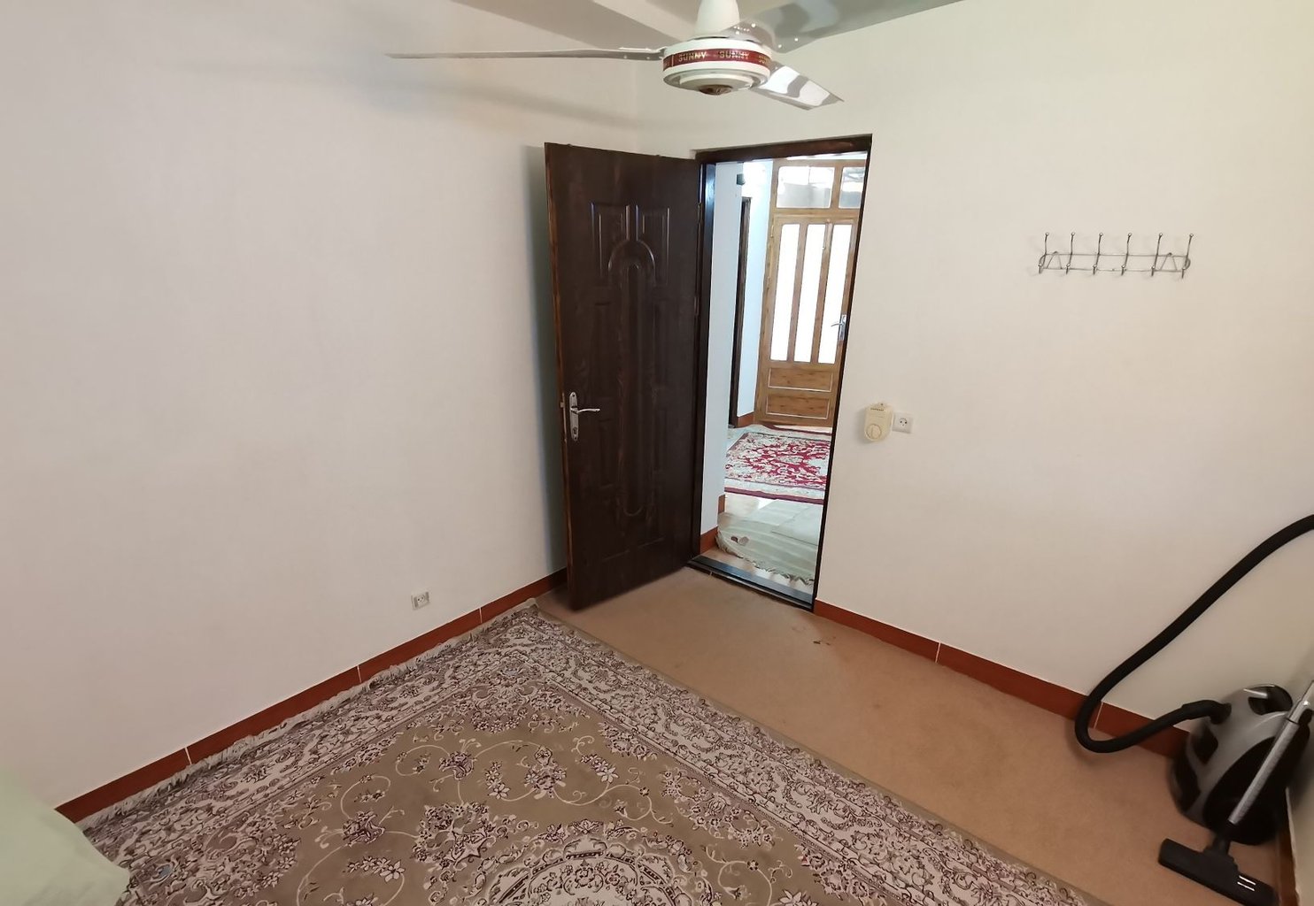 یک خوابه جنگلی خورشید