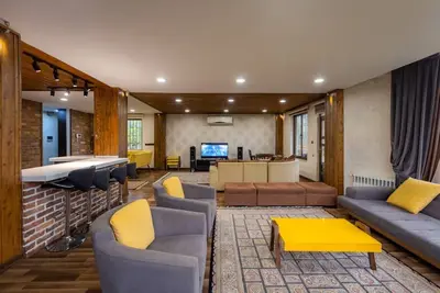 ویلا سه خوابه تریپلکس جنگلی جکوزی دار میجران