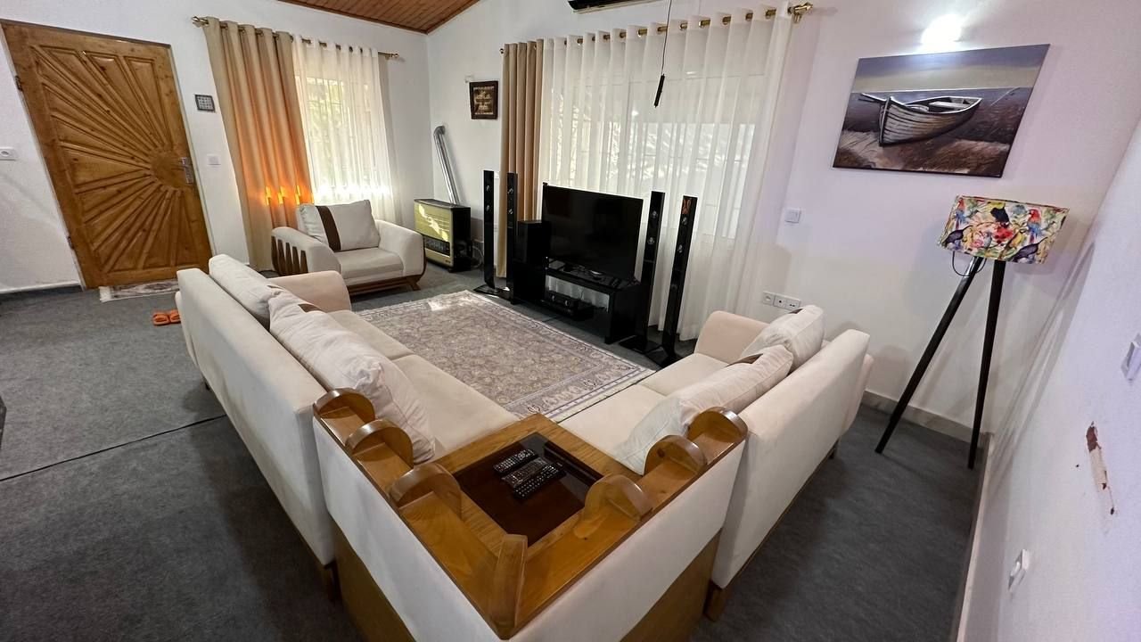 دوخوابه ساحلی استخردار عزیزی 1