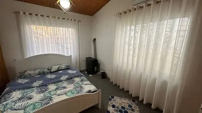 ویلا دوخوابه ساحلی استخردار عزیزی 1