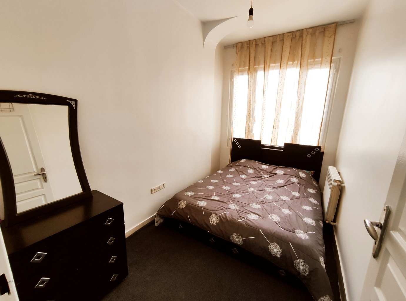 آپارتمان دوخوابه پونک سردارجنگل