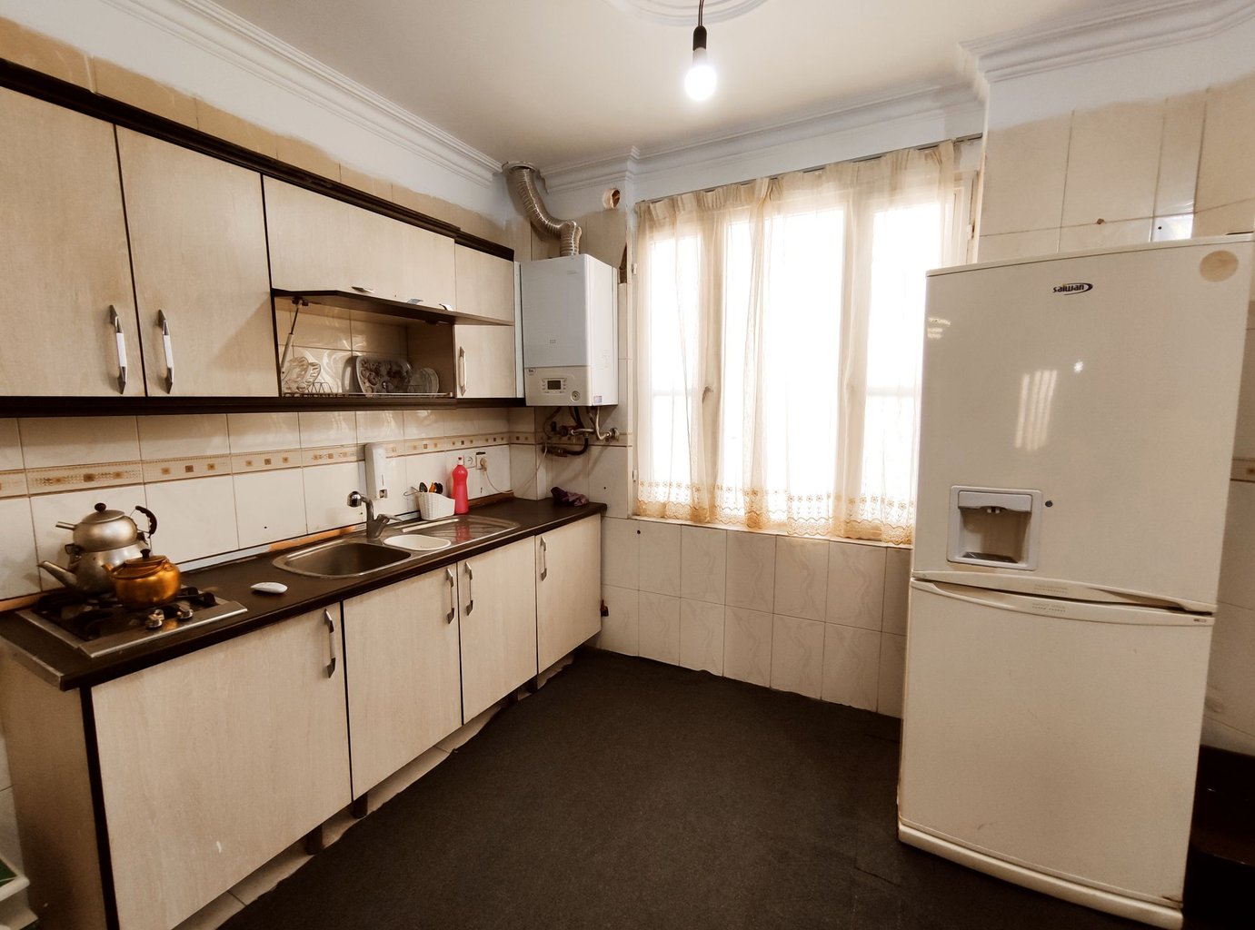 آپارتمان دوخوابه پونک سردارجنگل