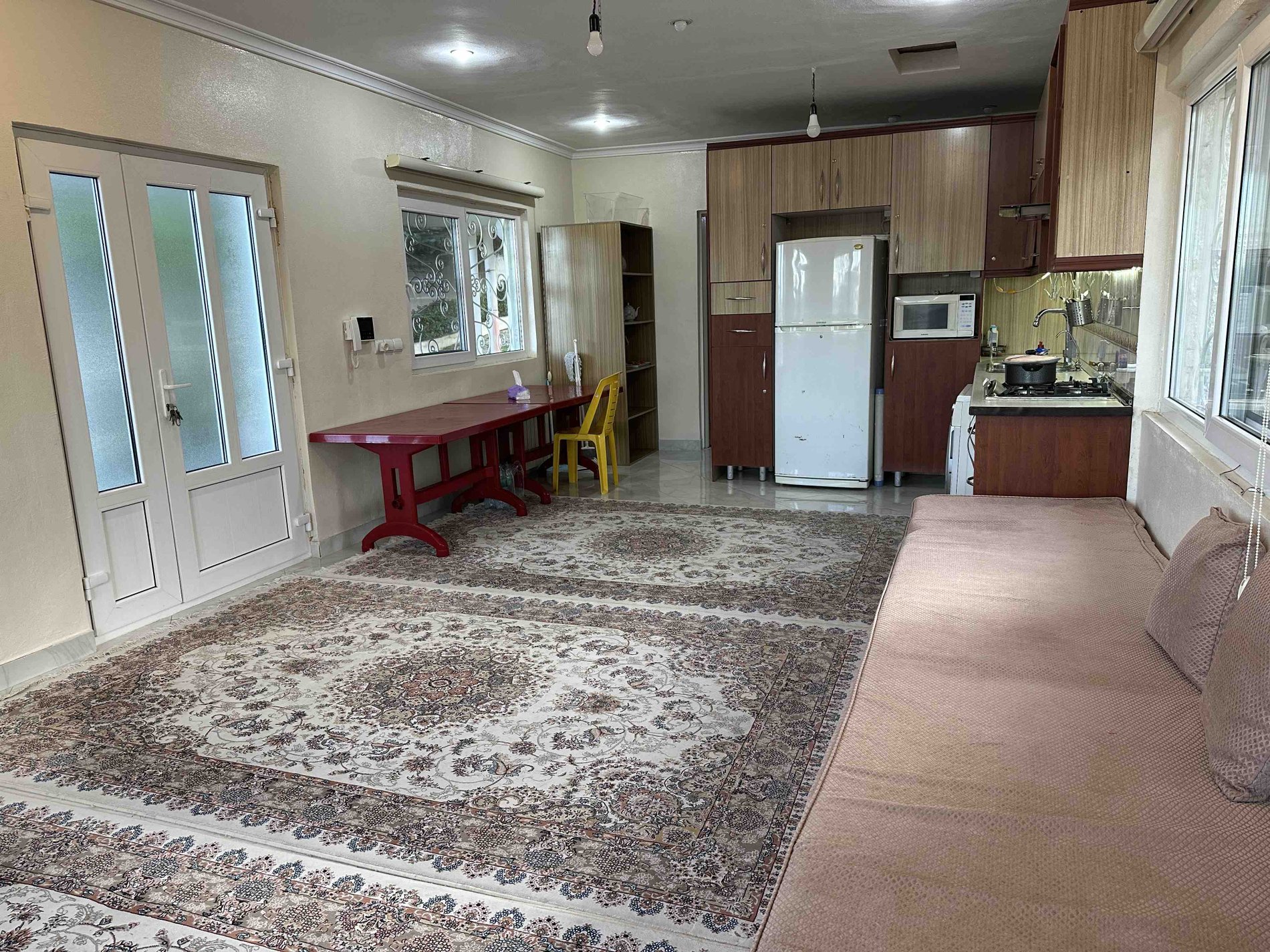 ویلا یک خوابه سفيد تمشک - داخل ويلا