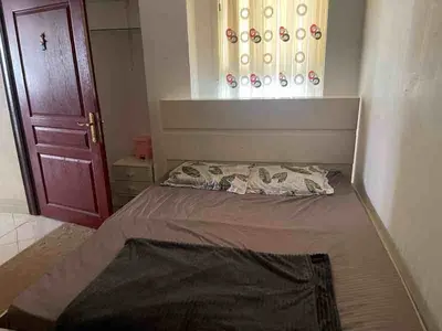 آپارتمان یک خوابه نیایش غربی