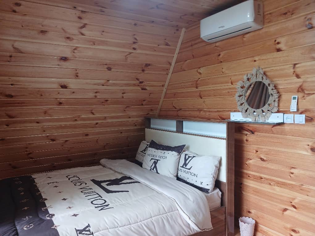 کلبه دوخوابه گل بانو واحد 2