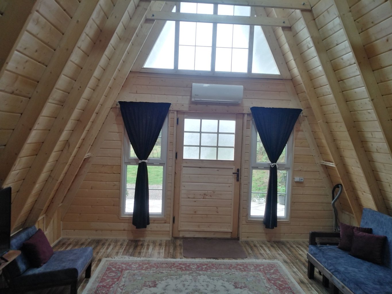 یک خوابه جنگلی آرمان