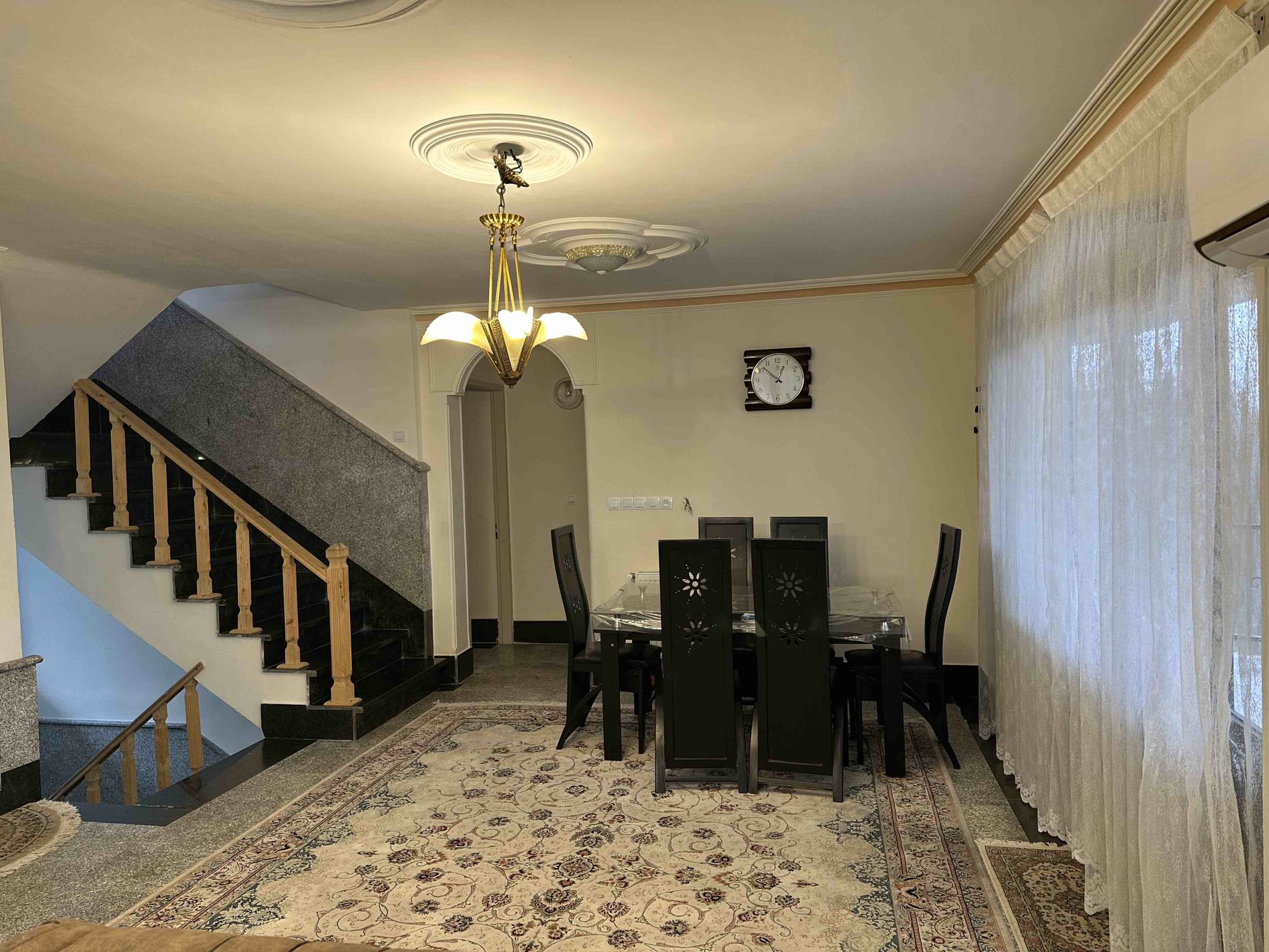 ویلا شش خوابه عمارت بهشت باستان