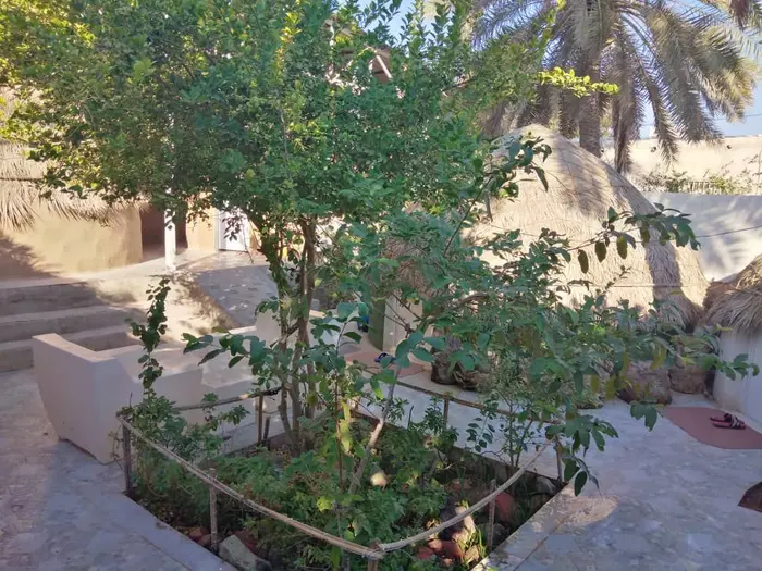 اقامتگاه سنتی دنج - واحد الهه نمک