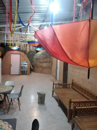 اقامتگاه سنتی دنج - واحد ساحل رنگی