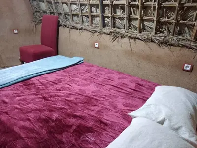 اقامتگاه سنتی دنج - واحد ساحل رنگی