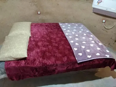 اقامتگاه سنتی دنج - واحد الهه نمک