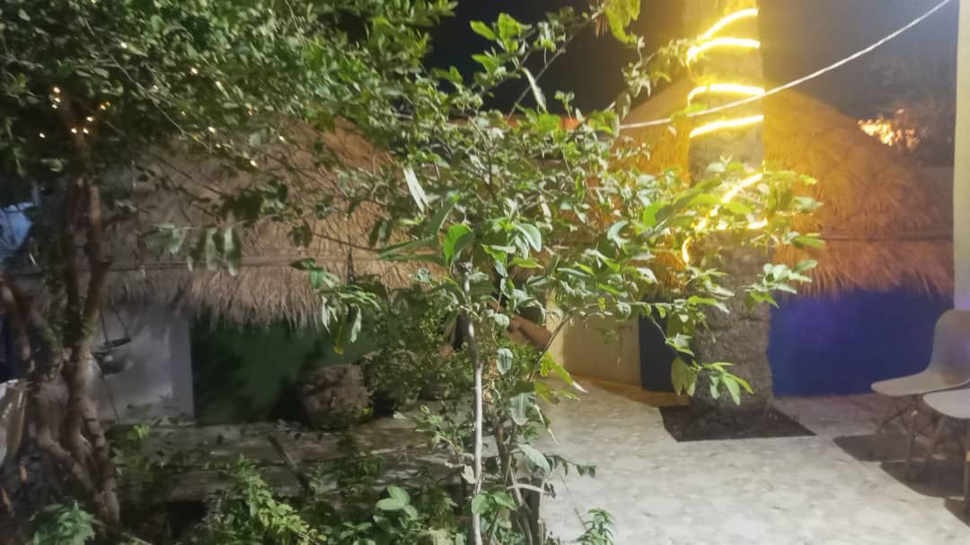 بومگردی دنج - واحد مداد رنگی