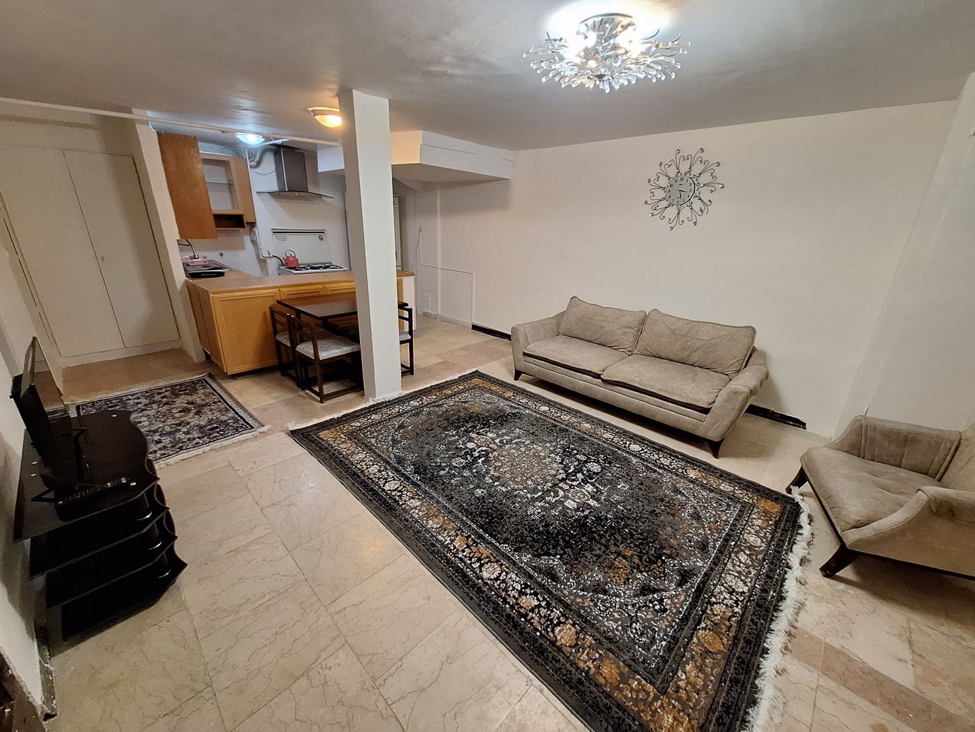 یک خوابه ناطقیان 1 - نیاوران