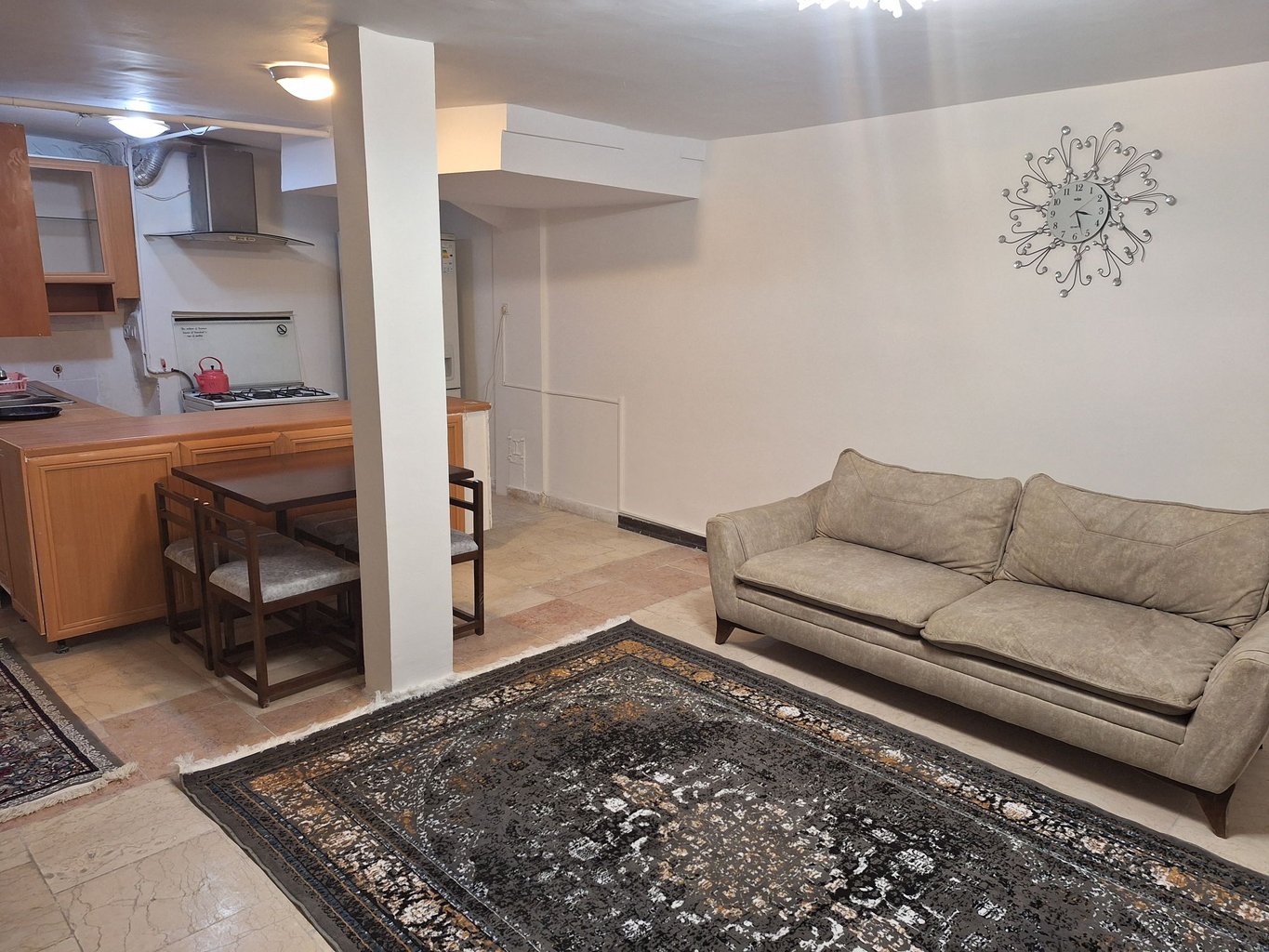 یک خوابه ناطقیان 1 - نیاوران