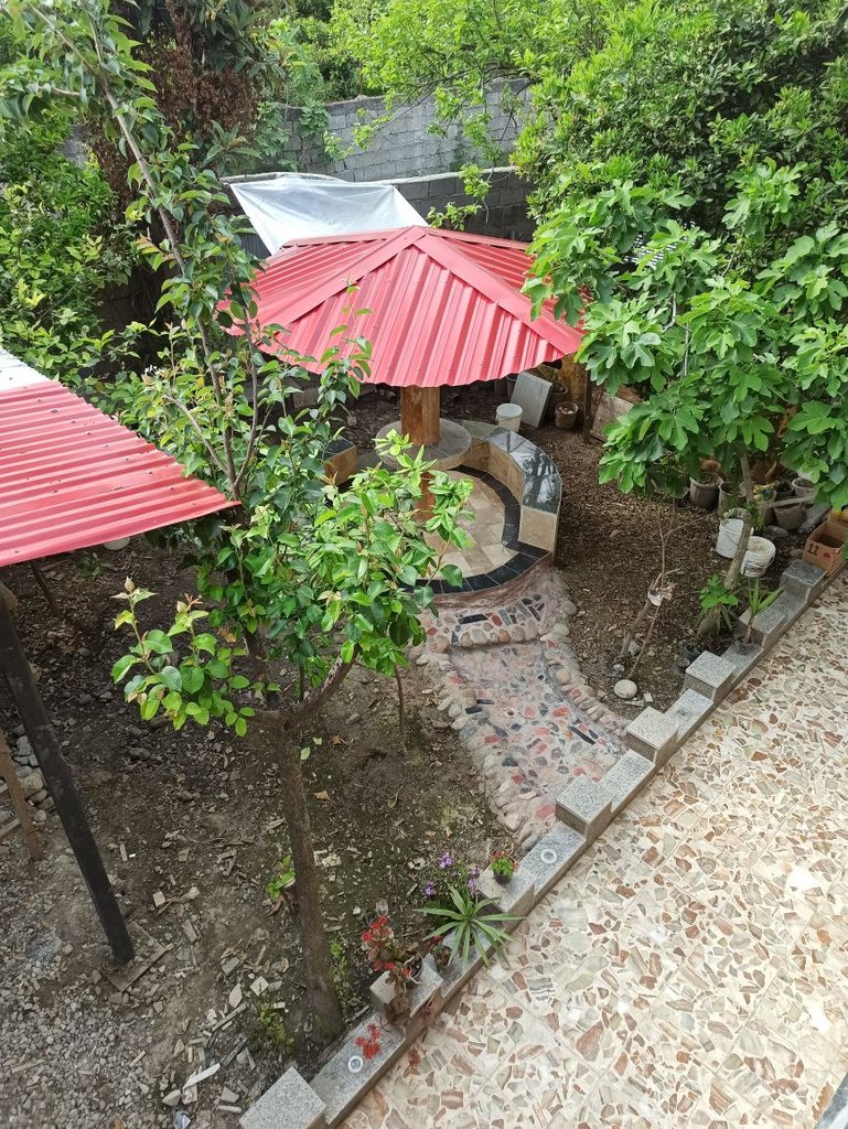 ویلا دوخوابه رامسر دالخانی - آلاچیق و حیاط مختص میهمان 