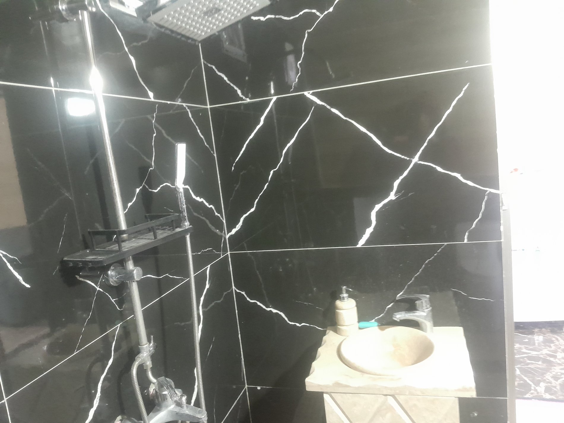 کلبه یک خوابه سوئیسی جکوزی دار علی 1