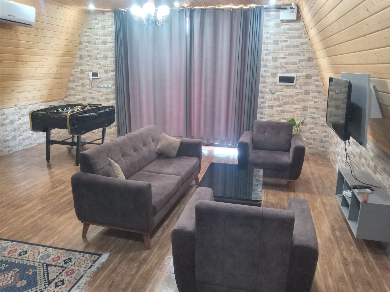 دوخوابه استخردار آبگرم چوبی رومئو