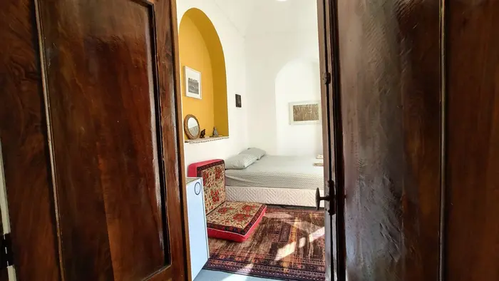 اقامتگاه سنتی خانه‌ی ما - واحد گنجه