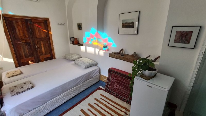 اقامتگاه سنتی خانهی ما - واحد ما