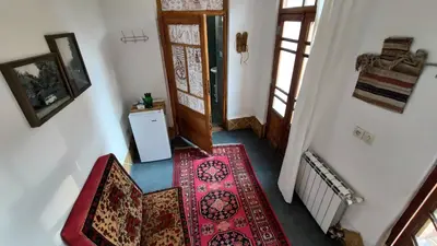 اقامتگاه سنتی خانه‌ی ما - واحد بادگیر