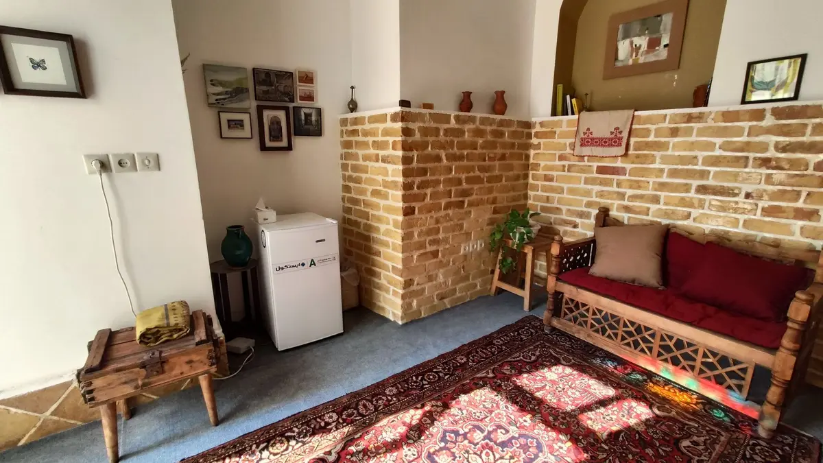 اقامتگاه سنتی خانه‌ی ما - واحد گوشه