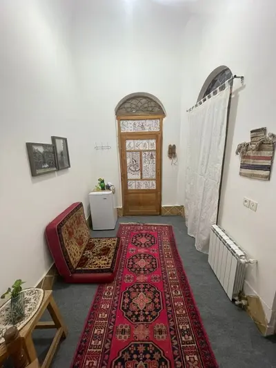 اقامتگاه سنتی خانه‌ی ما - واحد بادگیر