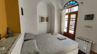 اقامتگاه سنتی خانه‌ی ما - واحد گنجه