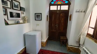 اقامتگاه سنتی خانه‌ی ما - واحد کنج