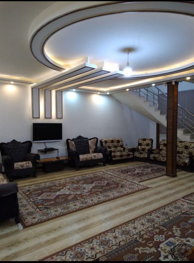 سه خوابه رز زرد