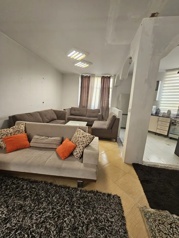 آپارتمان دوخوابه کوهپایه ایثارگران