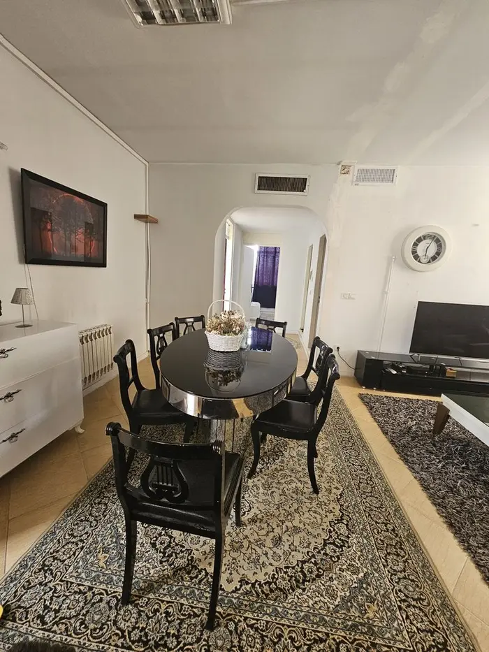 آپارتمان دوخوابه کوهپایه ایثارگران