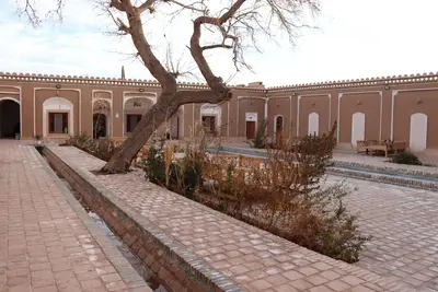 بومگردی سرای زنده دلان - واحد ریحان