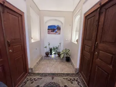 بومگردی سرای زنده دلان - واحد خان نشین