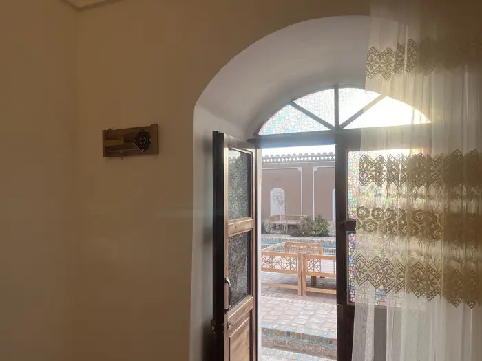 بوم گردی سرای زنده دلان - واحد صاحب جان