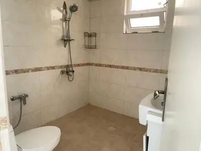 آپارتمان سه خوابه سی و سه پل واحد 5