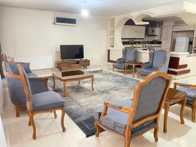 آپارتمان سه خوابه سی و سه پل واحد 4