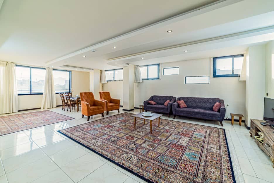 سه خوابه چهارباغ عباسی واحد ۷