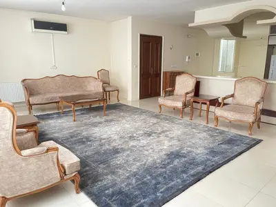 آپارتمان سه خوابه سی و سه پل واحد 5