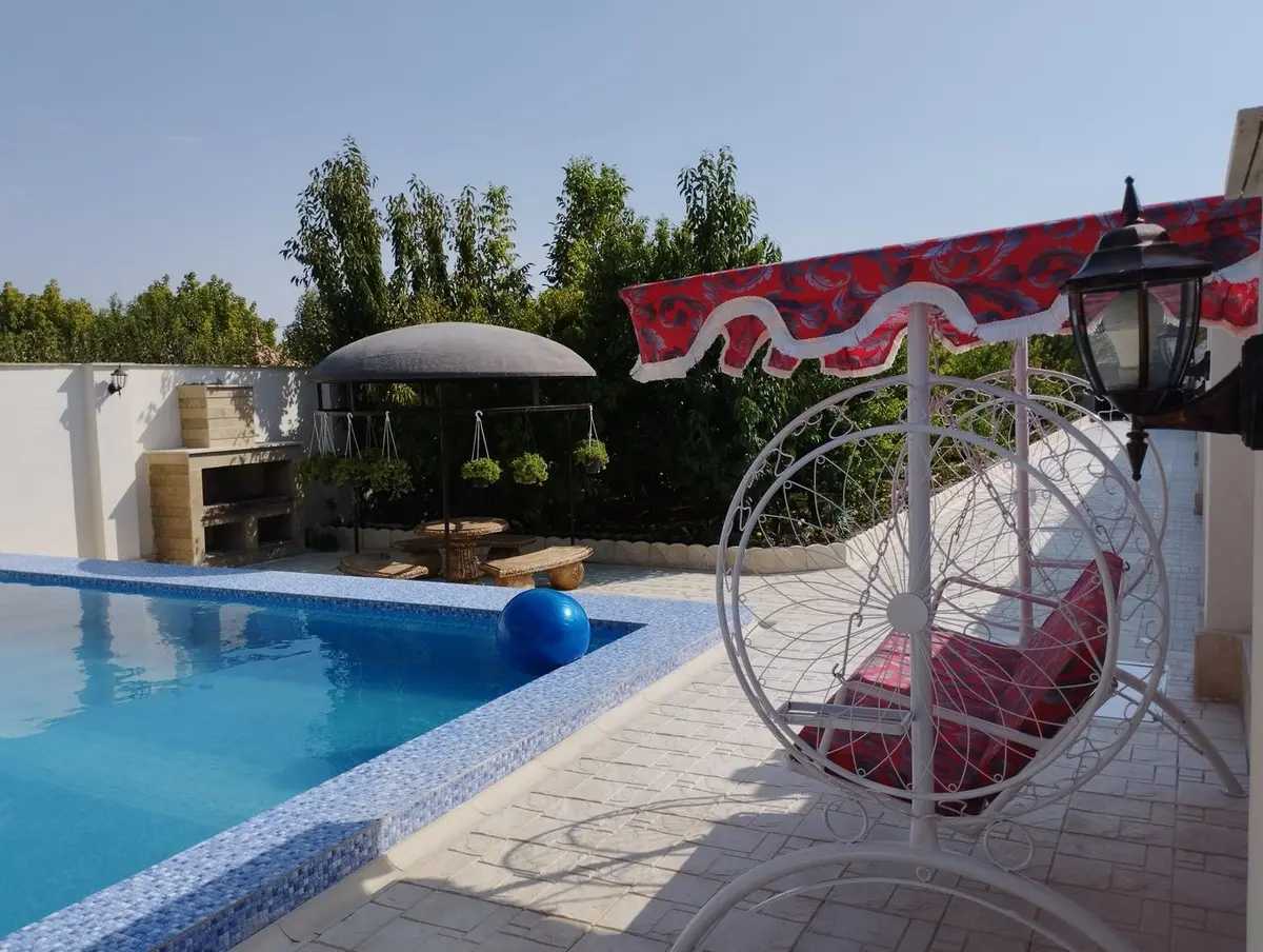 ویلا دوخوابه استخردار آبگرم یادمان