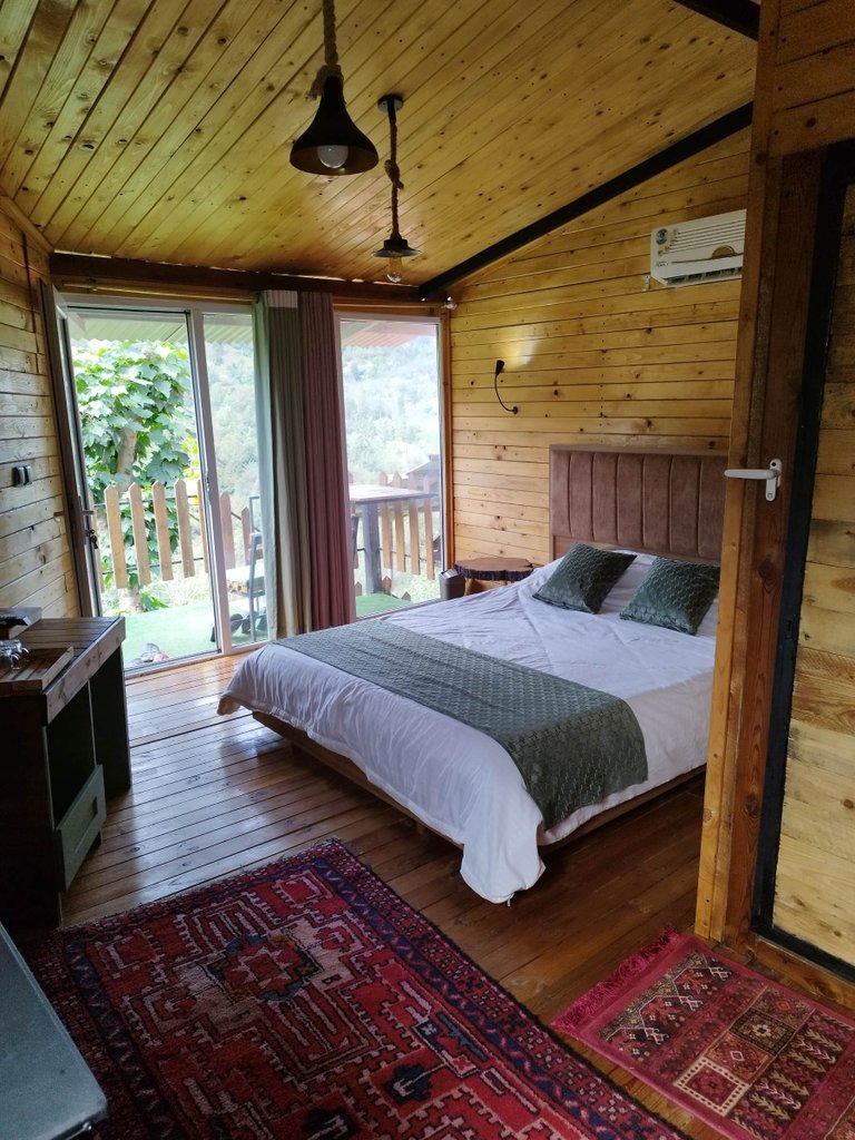 دامون تلار - واحد خوج