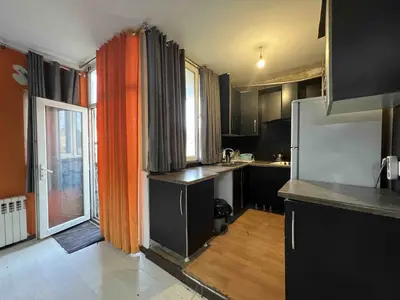 آپارتمان دوخوابه جانا ۳