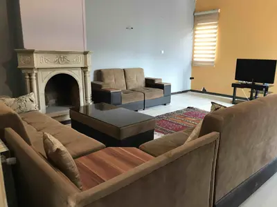 آپارتمان دوخوابه جانا ۲