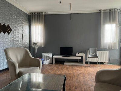 آپارتمان دوخوابه جانا ۴