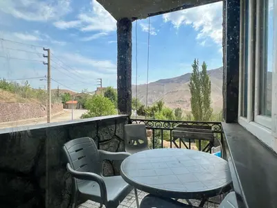 آپارتمان دوخوابه جانا ۴