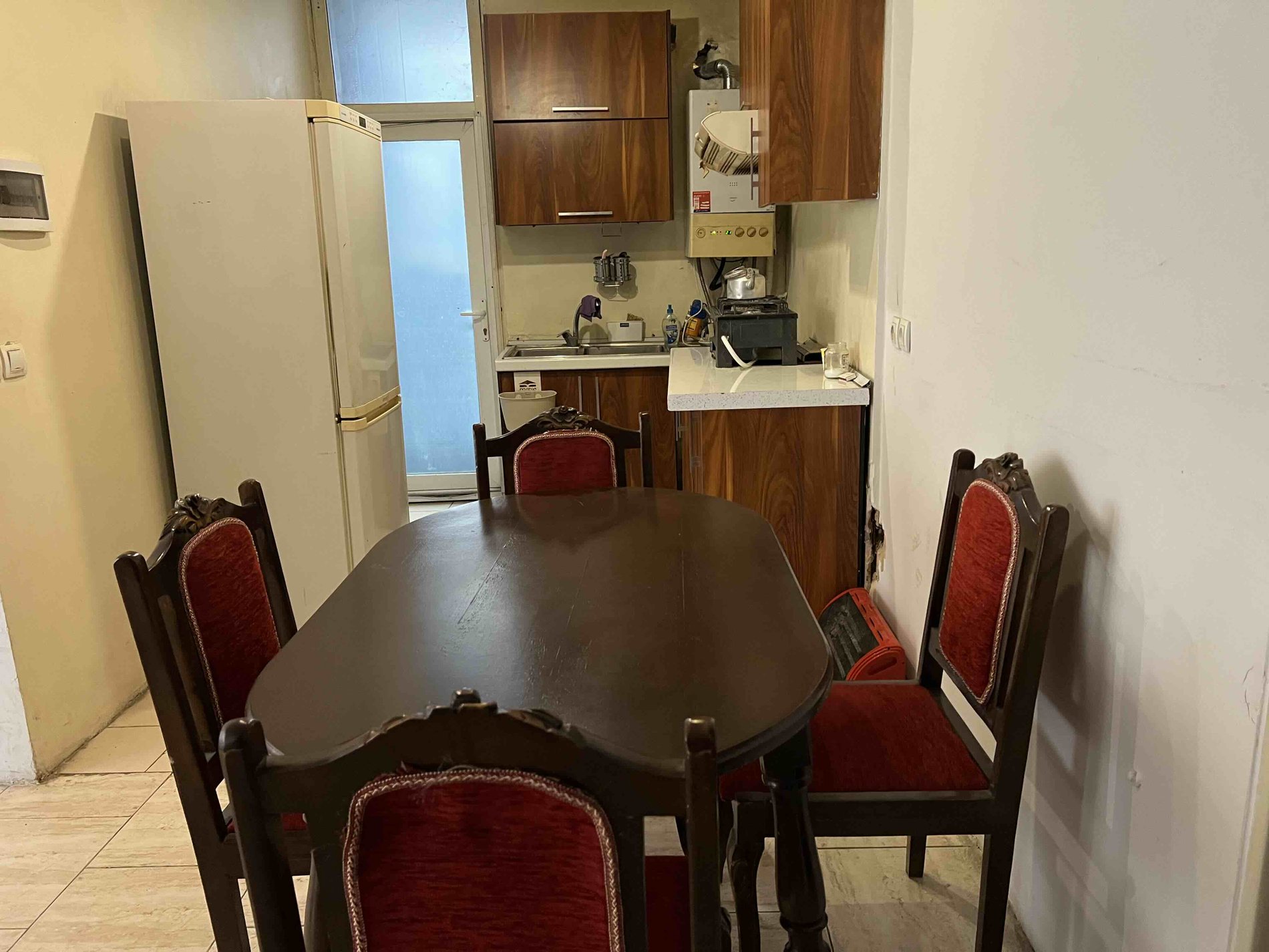 آپارتمان دوخوابه هیرمند 1 - انتخاب عنوان تصویر