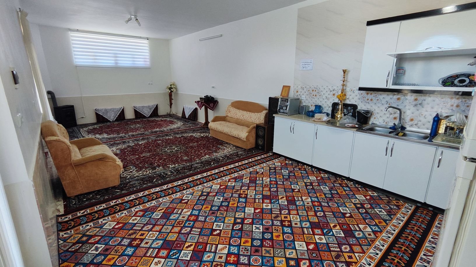 آقا میرزا - واحد ۲