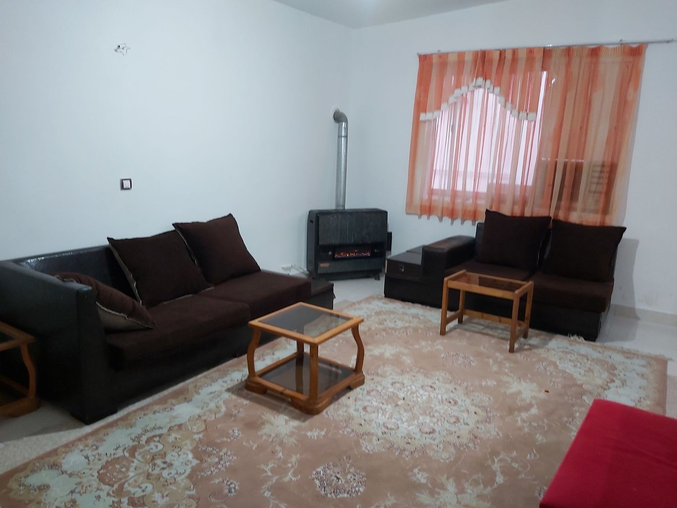 سوئیت یک خوابه گلها 1